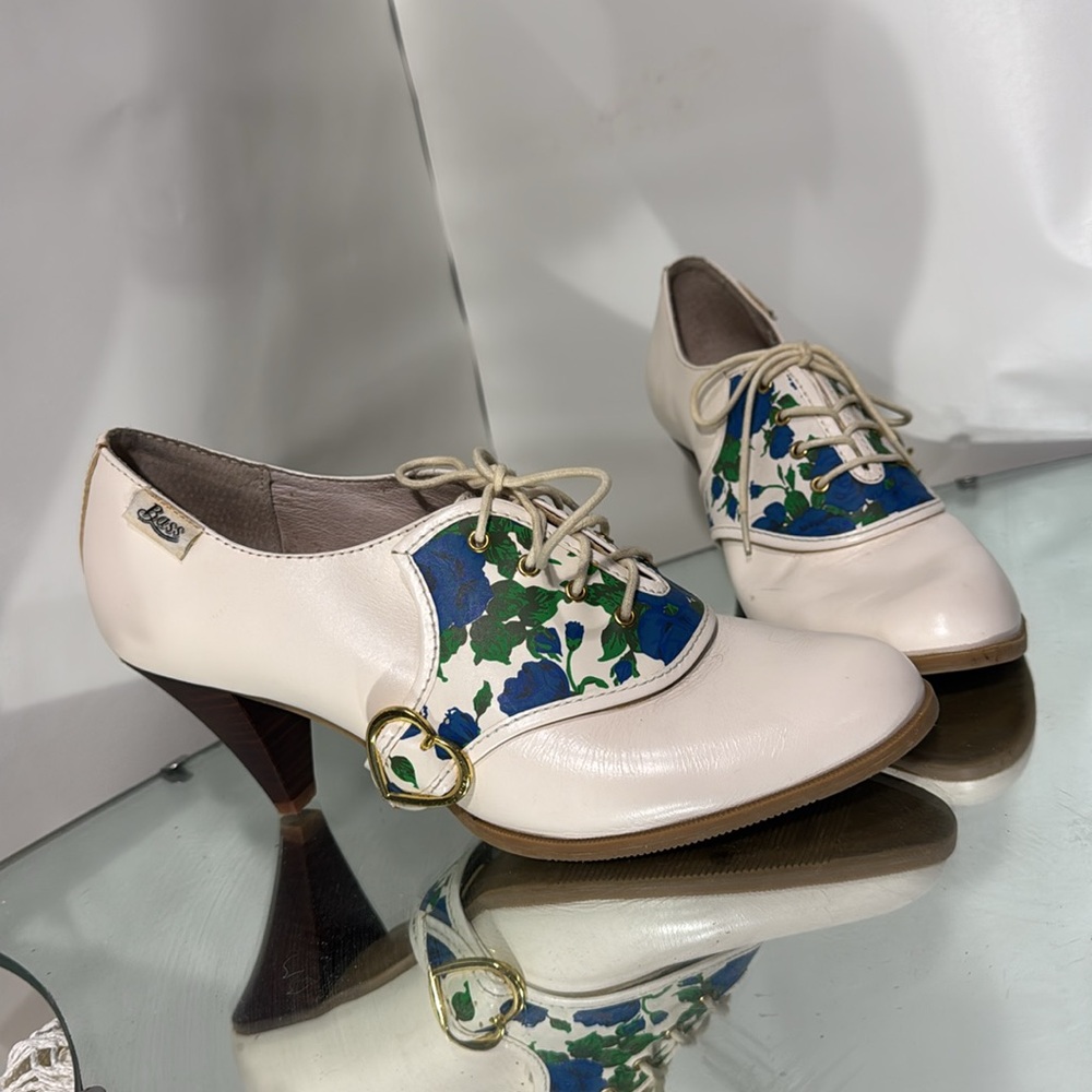GH Bass Rachel Antonoff Blue Floral Saddle Shoes 9